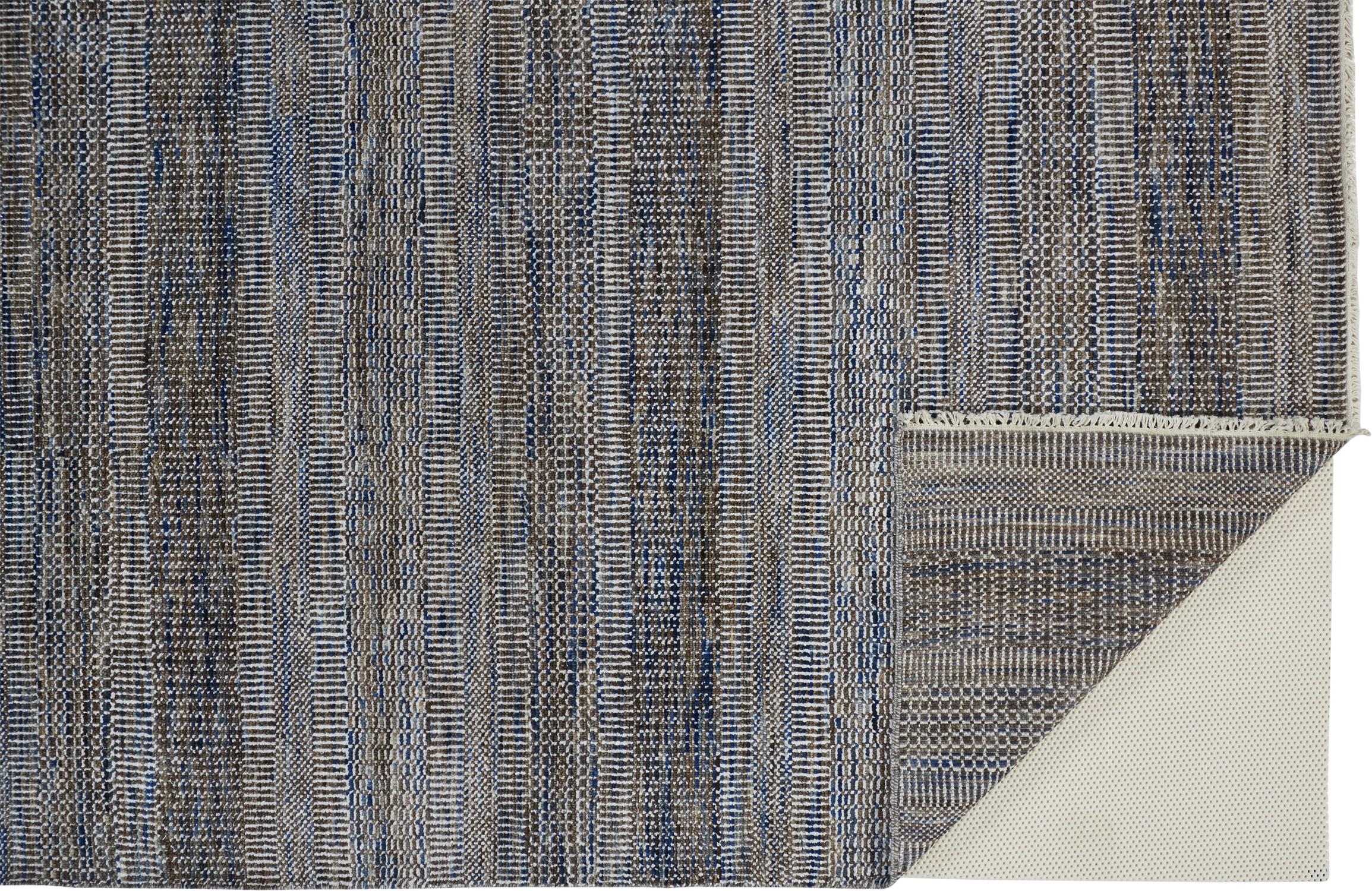 I6065-DGY000_CS_RP